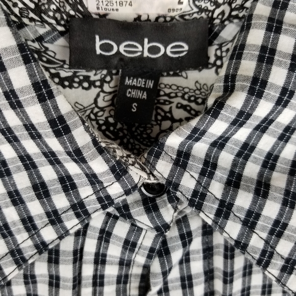 bebe Plaid Black and White Collar Button Blouse S - Picture 5 of 7
